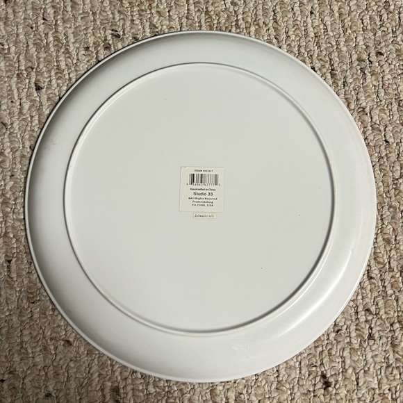 🎅🏼STUDIO 33: Santa Clause “Ho Ho Ho” large round serving platter, preowned. - Picture 6 of 8